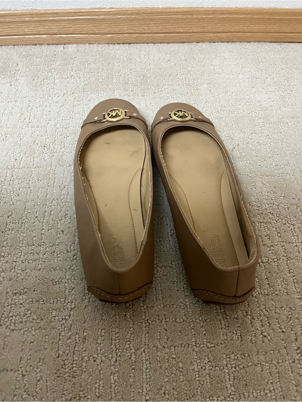 Michael Kors Tan Leather MK Logo Ballet Flats women’s size 8M - Picture 3 of 4
